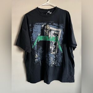 Metallica T-shirt size Medium